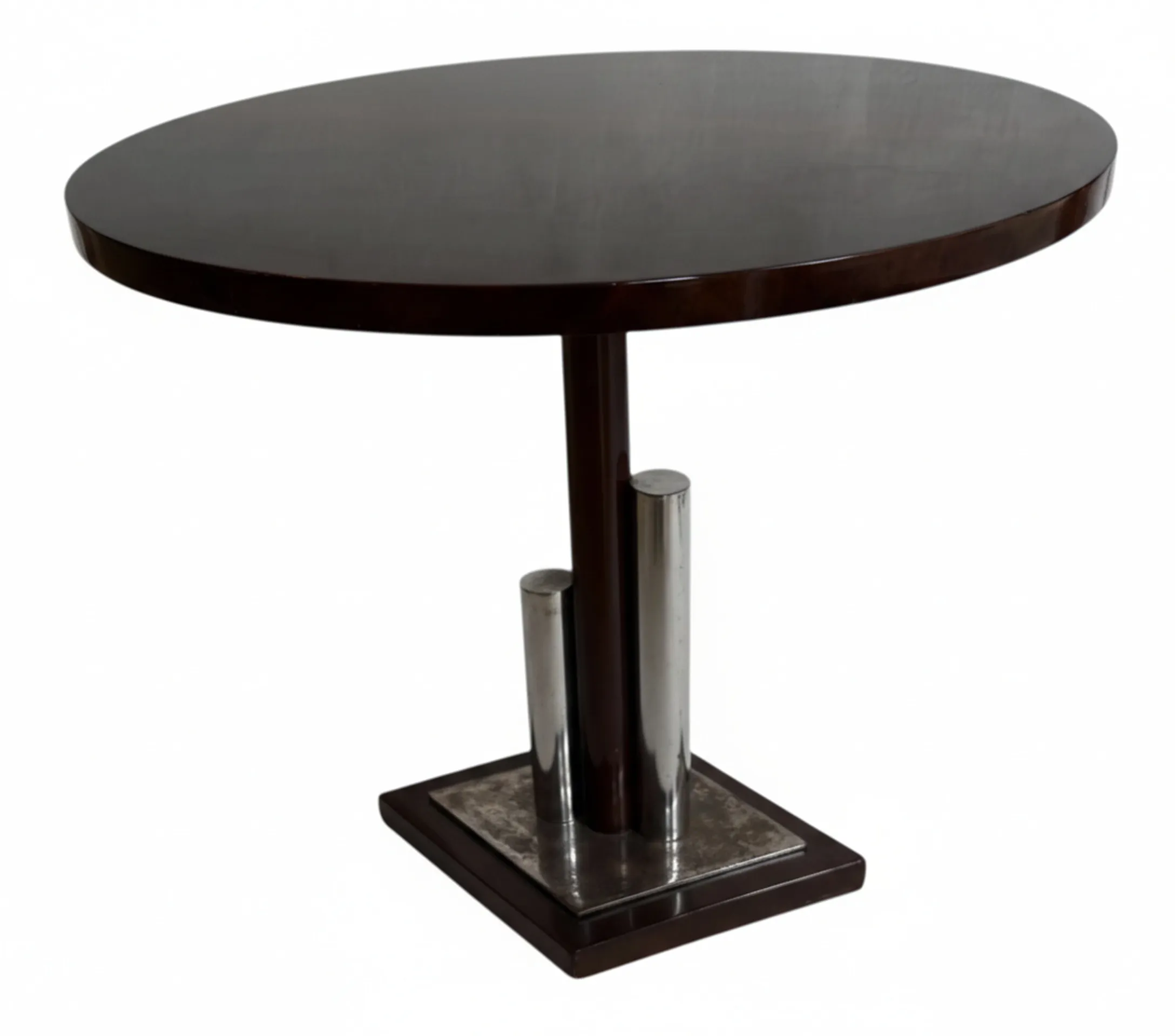 mesa redonda antiga com base de design elegante, em fundo branco