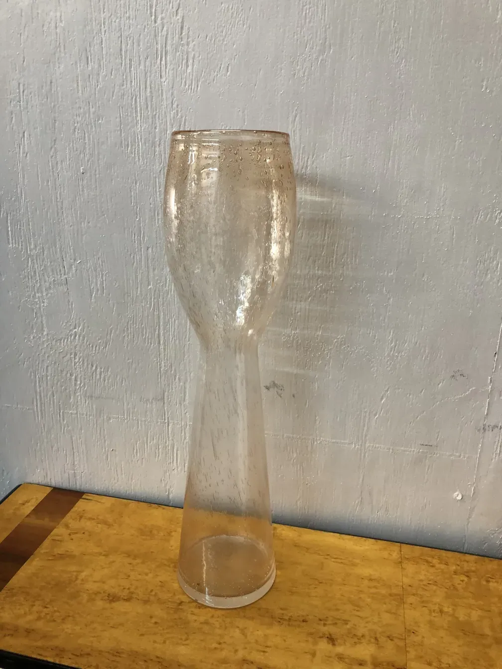 Deux vases antiques de Murano, décoratifs et élégants.