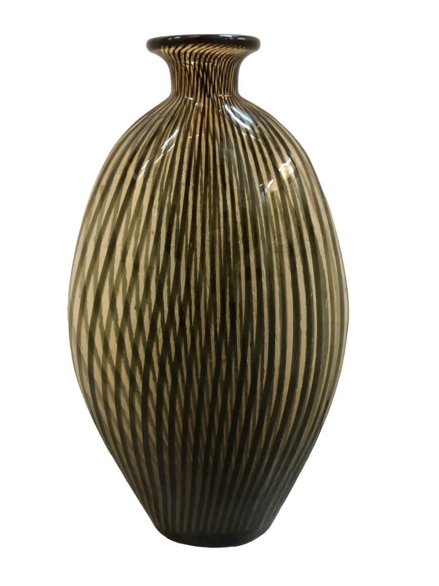 Vaso antigo de Murano com um design moderno e listrado