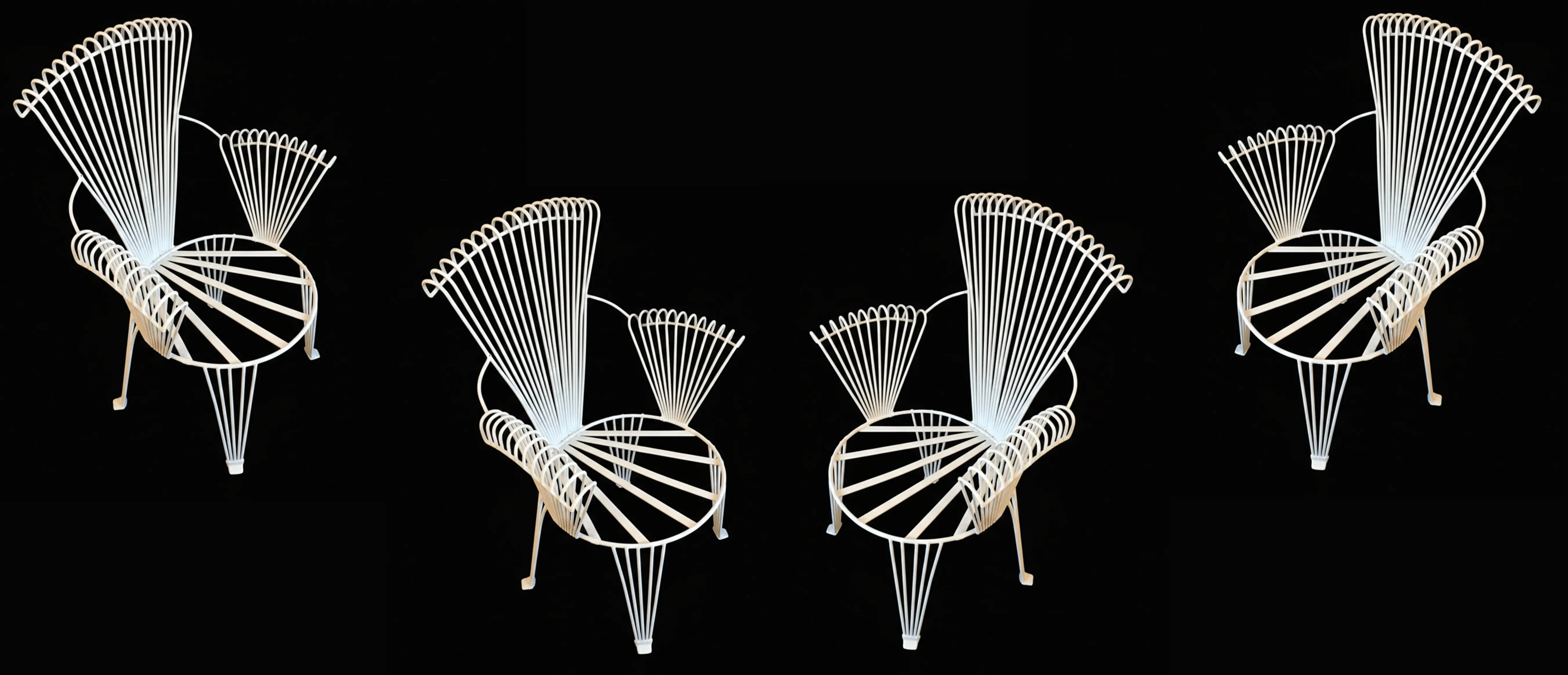 4 sillones de jardín antiguos con diseño distintivo en un ambiente elegante