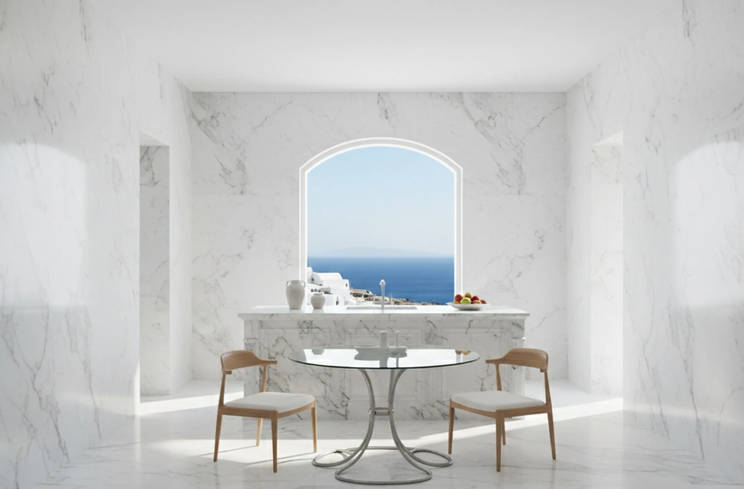 Tavolo da pranzo antico per 6 persone in uno spazio luminoso con vista sul mare