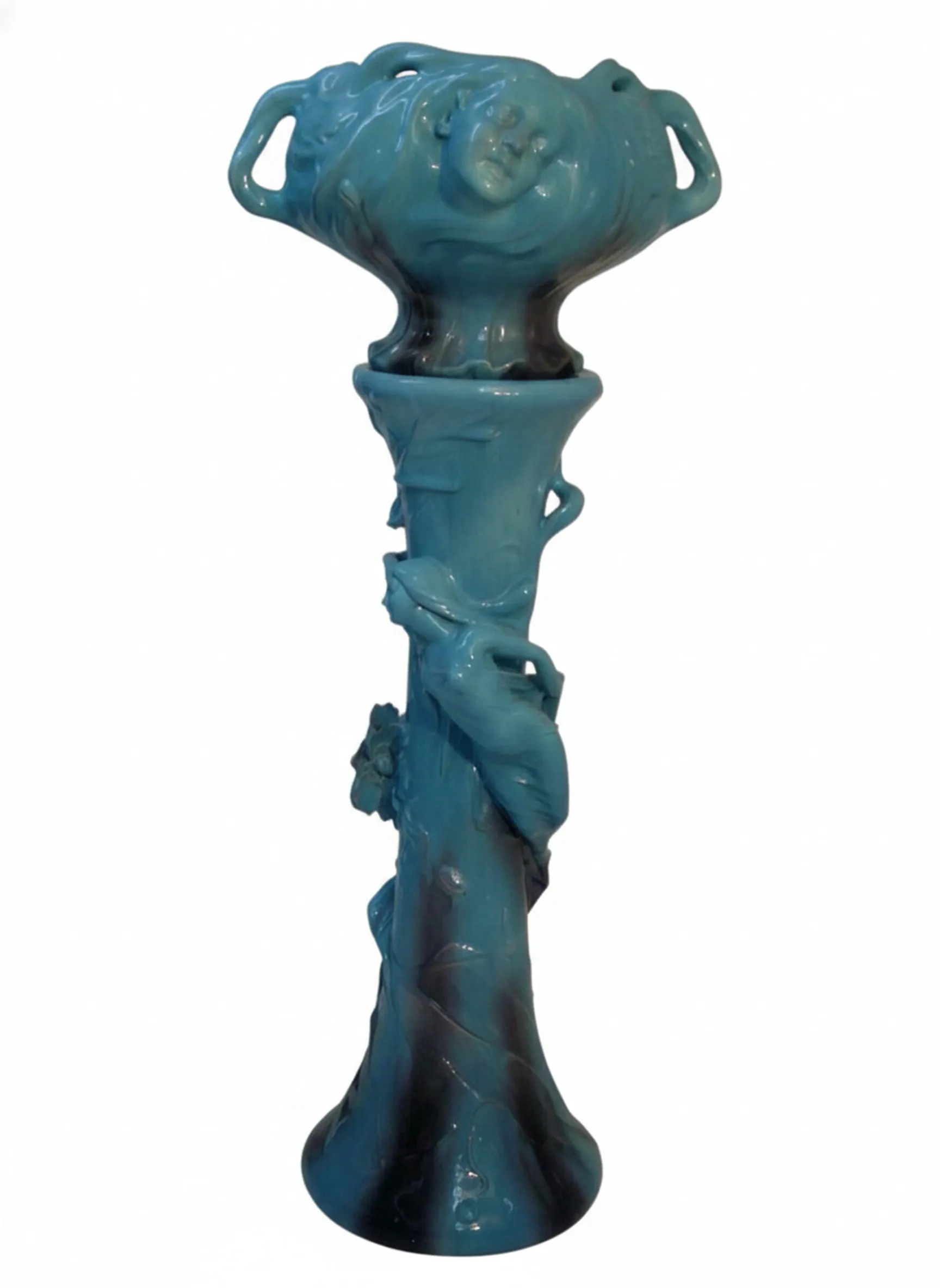 vase de plantes ancien décoré avec des fleurs de manière élégante