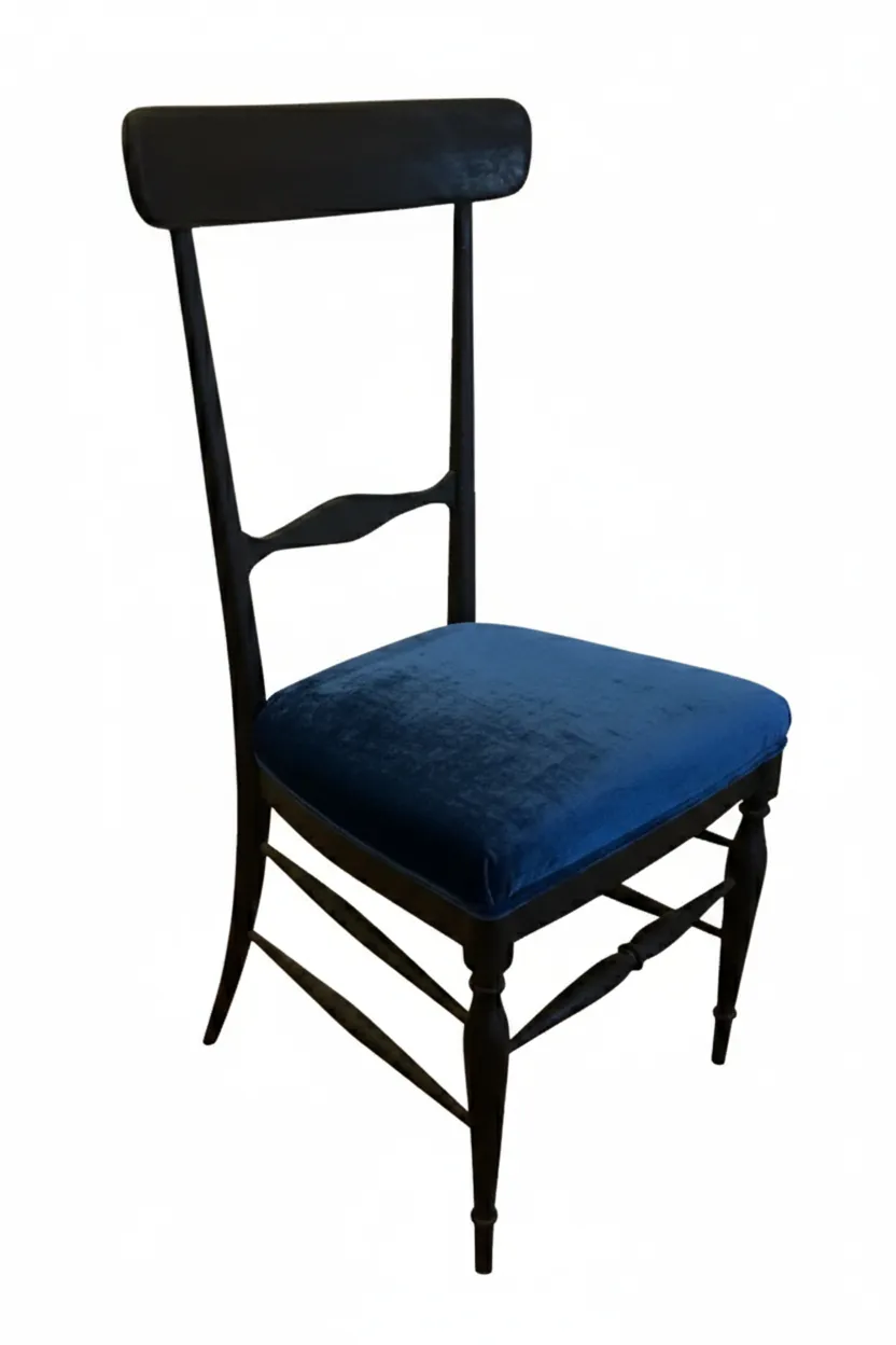 Ensemble de 10 chaises antiques colombo sanguineti chiavari avec rembourrage bleu et cadre noir.