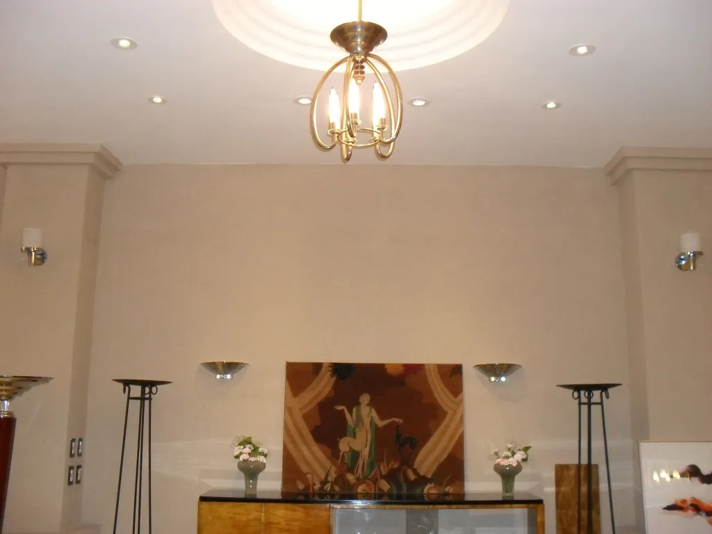 par de apliques antiguos decorados con estilo