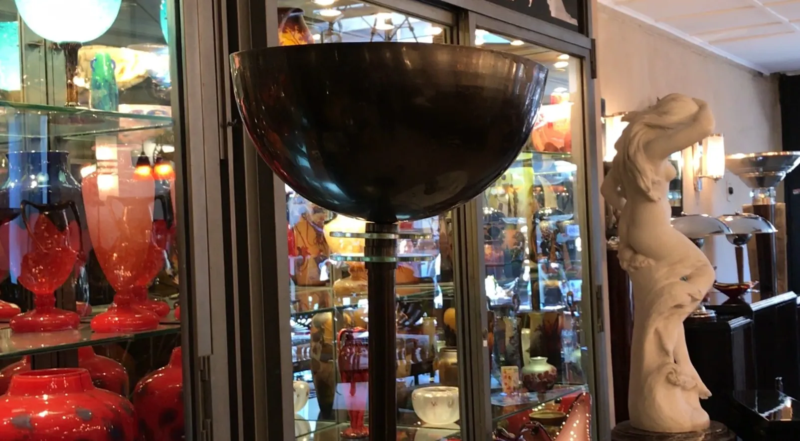 Antique floor lamp Art Deco in an antique display setting.