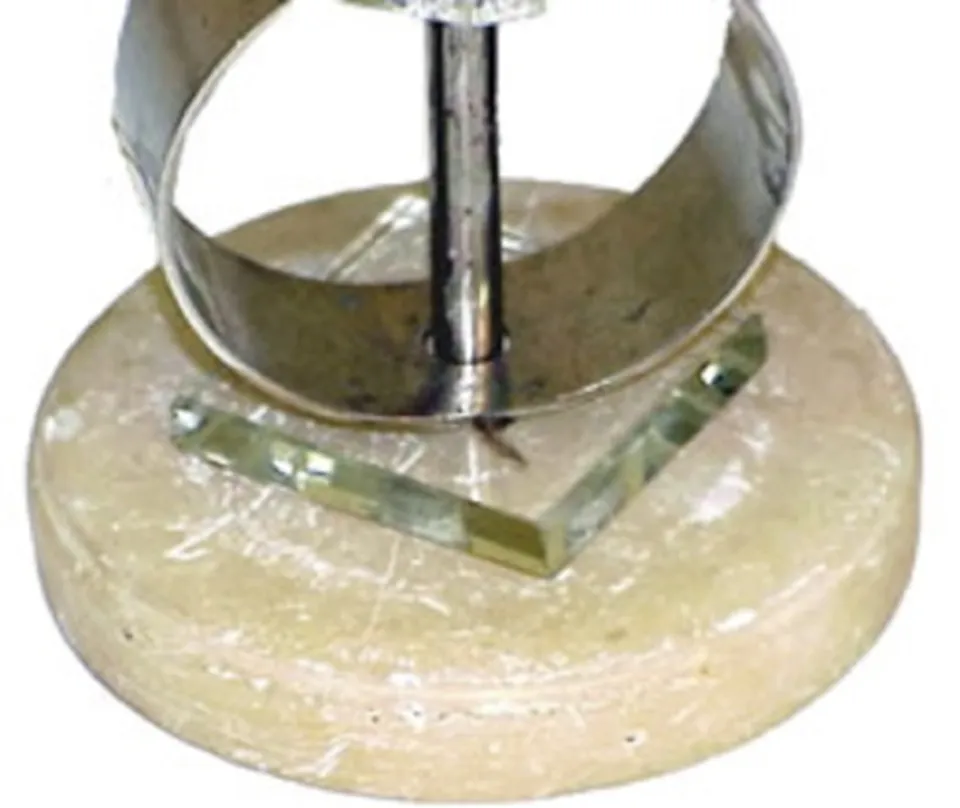 Lampada da tavolo antica in stile Art Deco con base trasparente