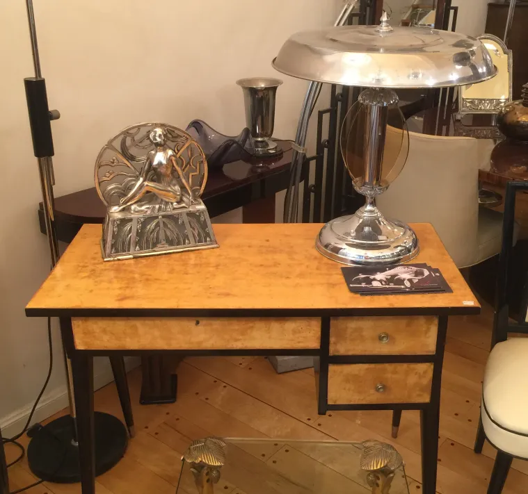 lampada da tavolo antica art deco con base in metallo