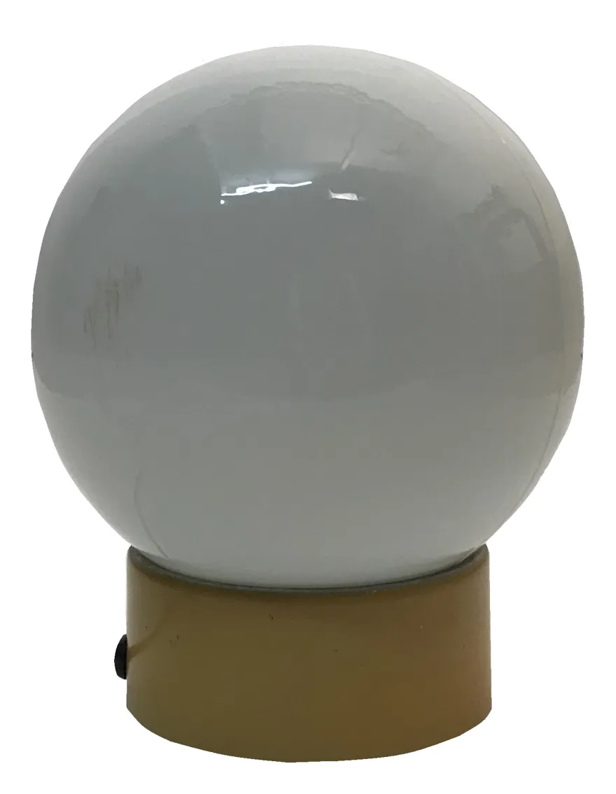 Lampe de bureau antique avec design sphérique et base claire