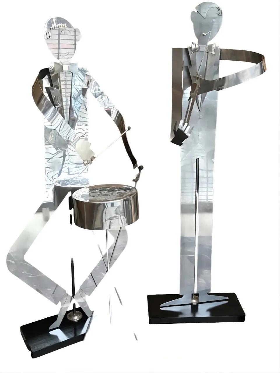 esculturas antiguas de una banda de música del diseñador marcelo peña, figuras musicales