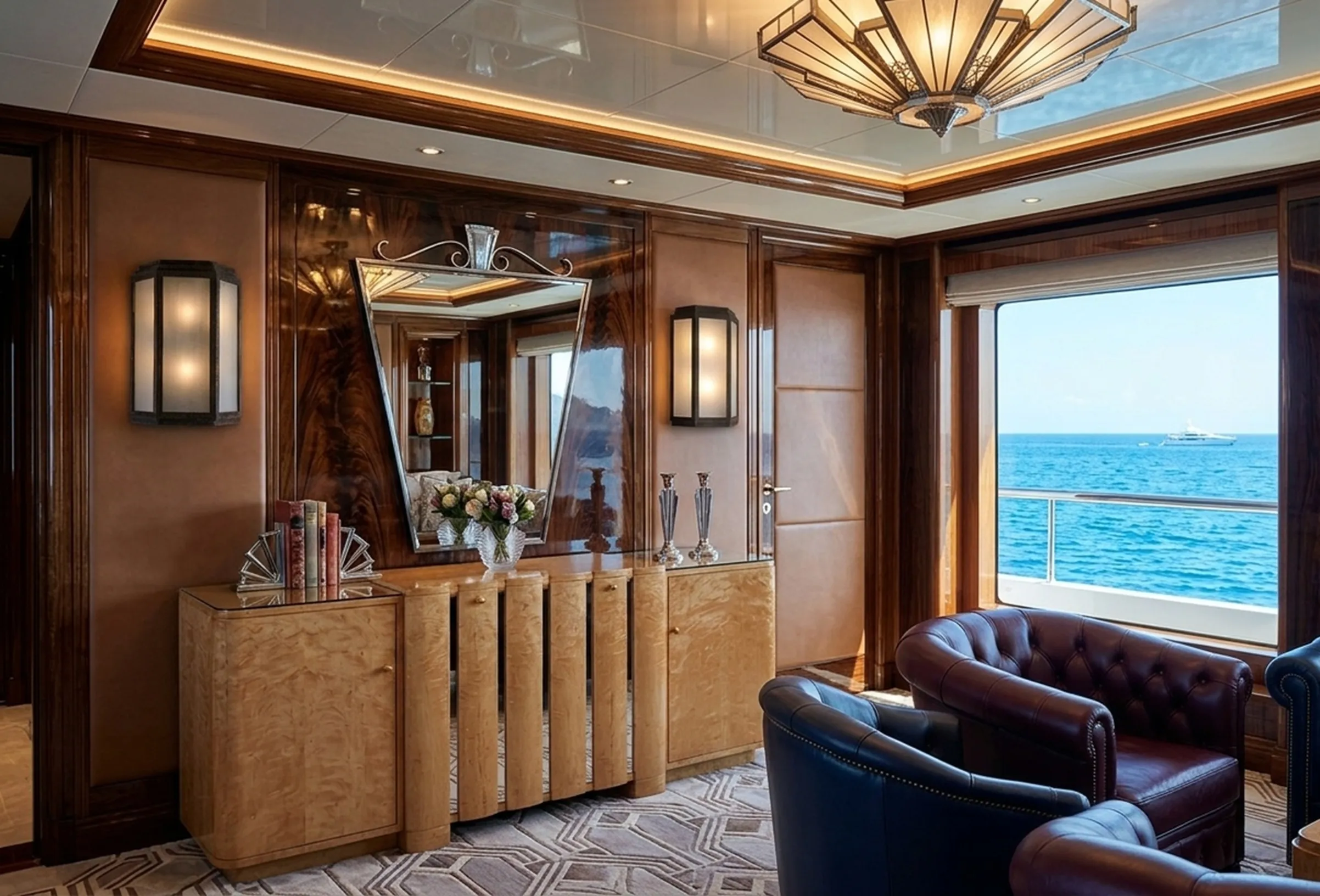 antik anrichte mit spiegeln und eleganter dekoration