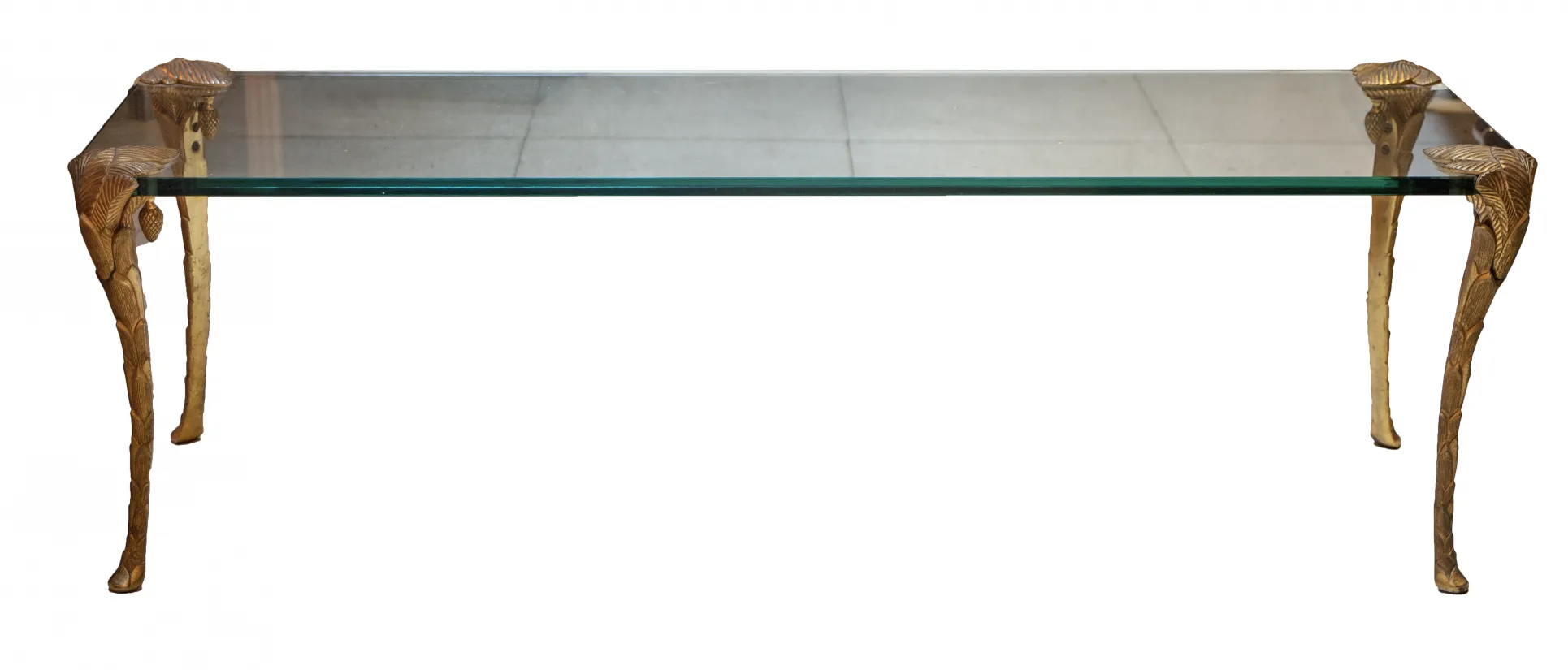 mesa ratona antigua con patas decoradas, abierta en el centro