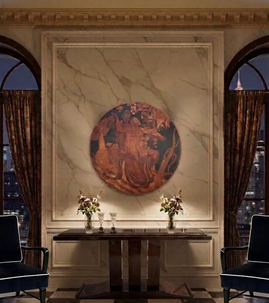 Consola antica con design elegante e fiori