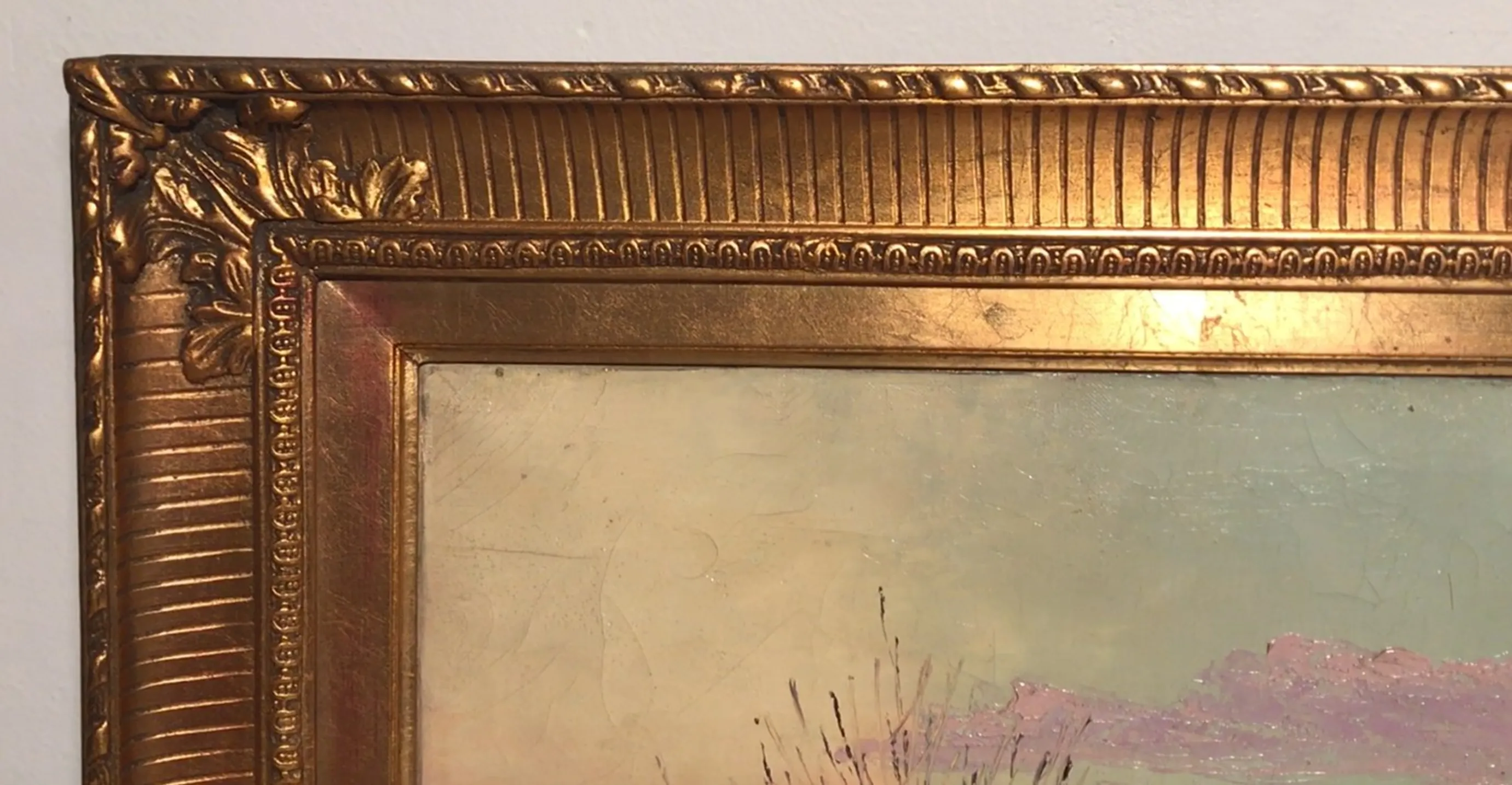 peinture ancienne aux tons doux avec cadre doré