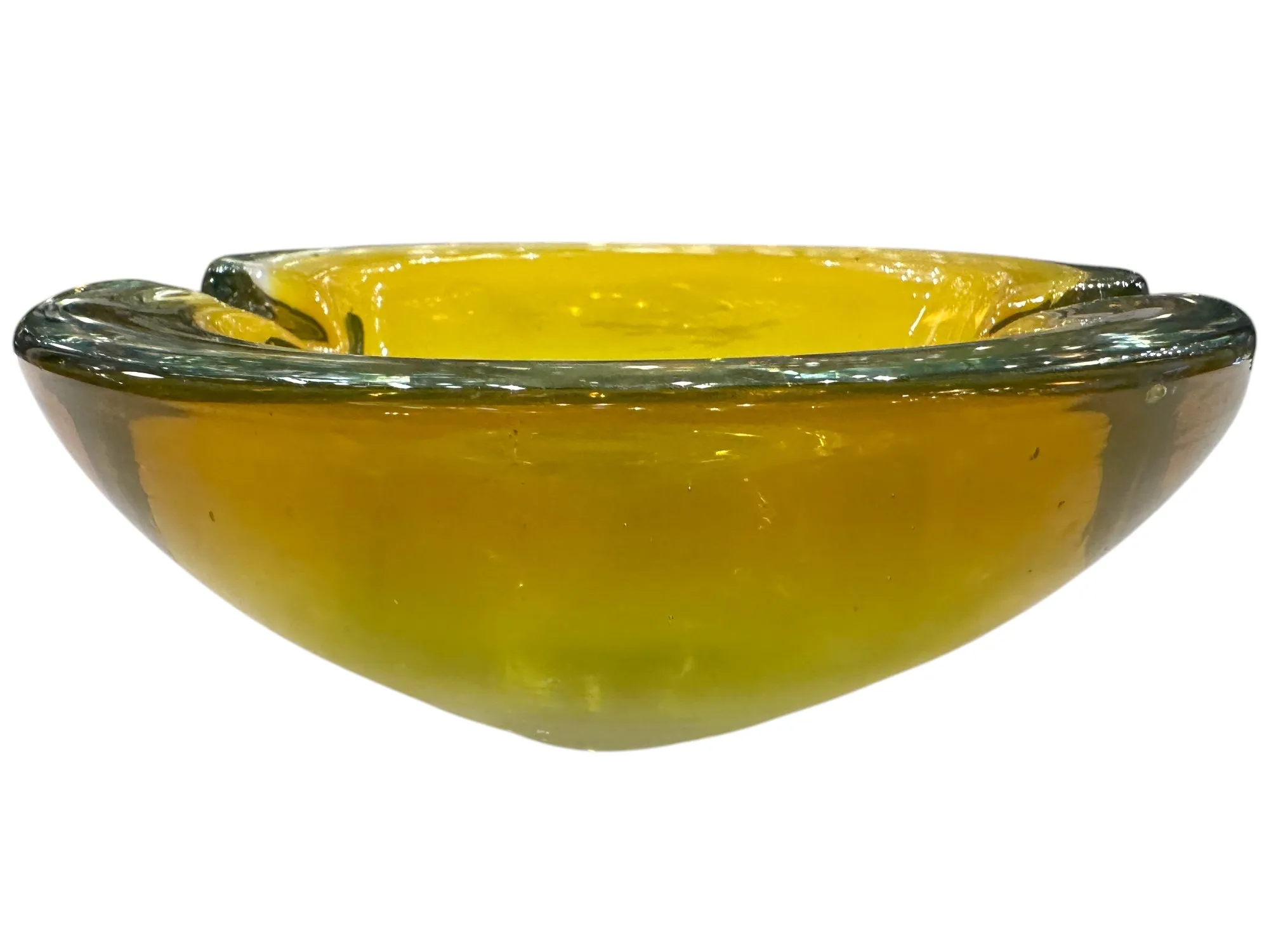 पुराना पीला मुरानो कांच का कटोरा