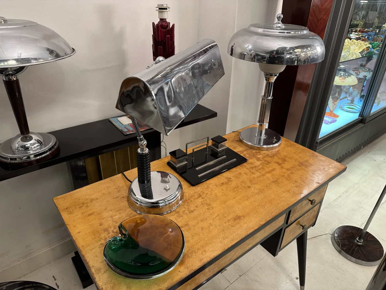 Vetro di Murano in un ambiente vintage con lampade