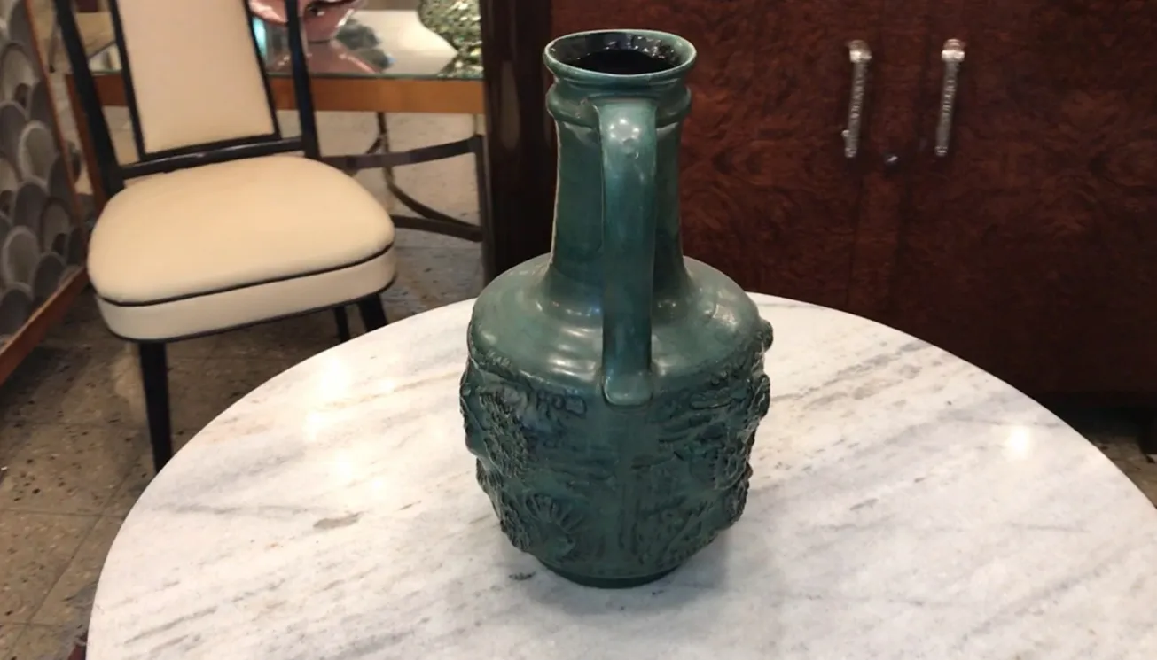 Vase ancien en céramique Carstens Tönnieshof avec design complexe.