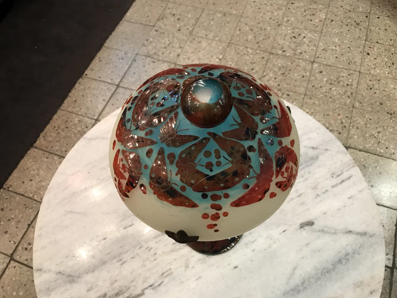 glass lamp signed le verre with elegant colorful design