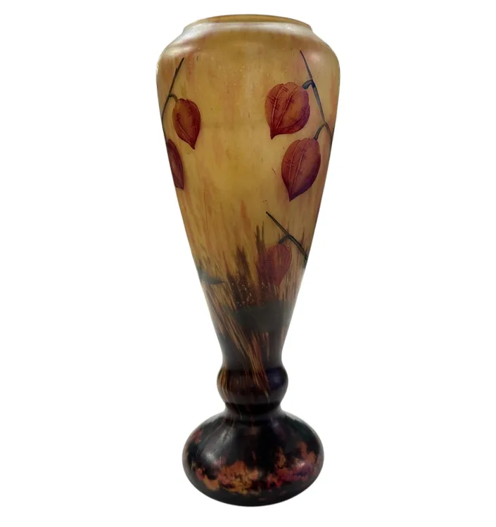 प्राचीन vase लोरैन द्वारा हस्ताक्षरित पत्ते पैटर्न