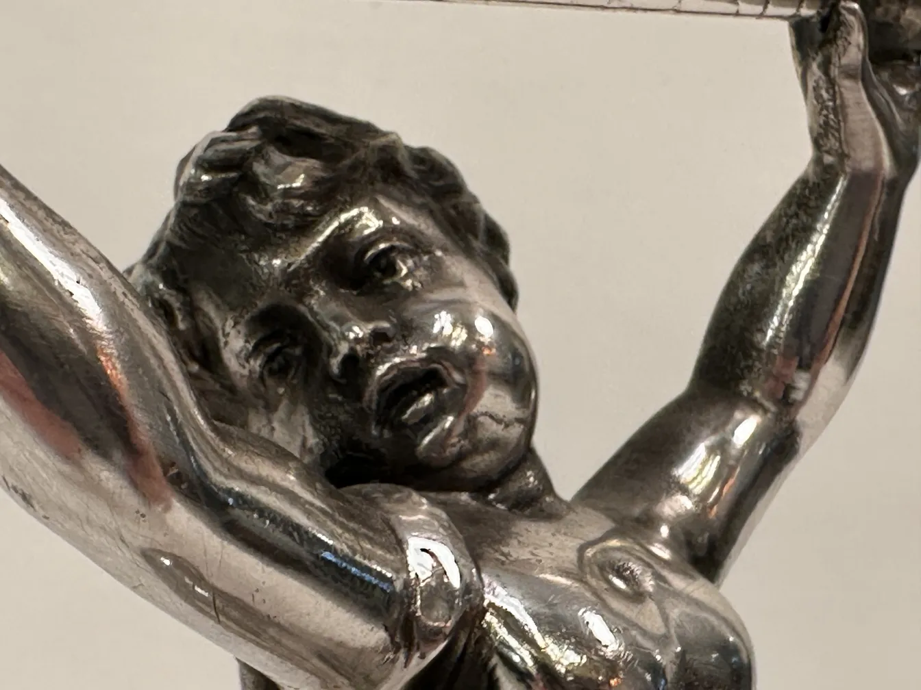 Vassoi per carte antichi WMF con base decorativa a forma di figura