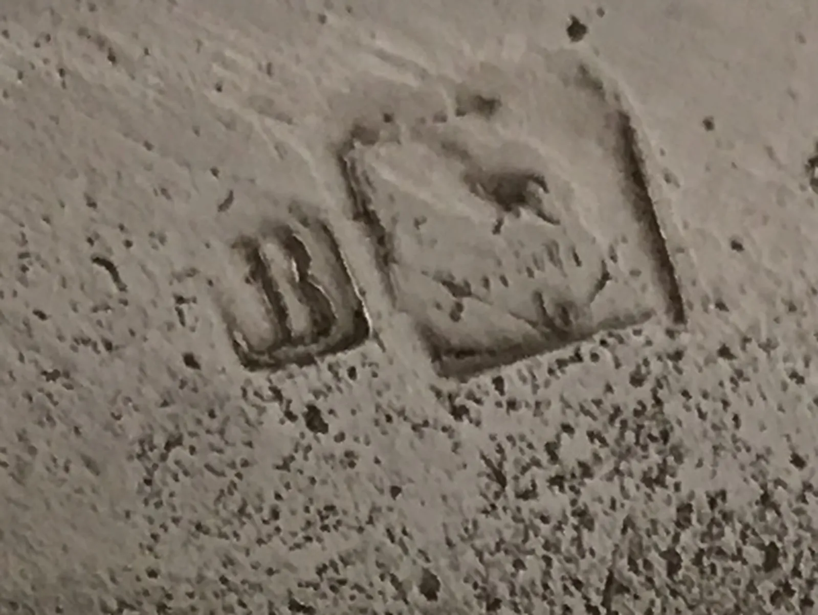 Détail d'un sceau sur un plateaux de carte antique WMF