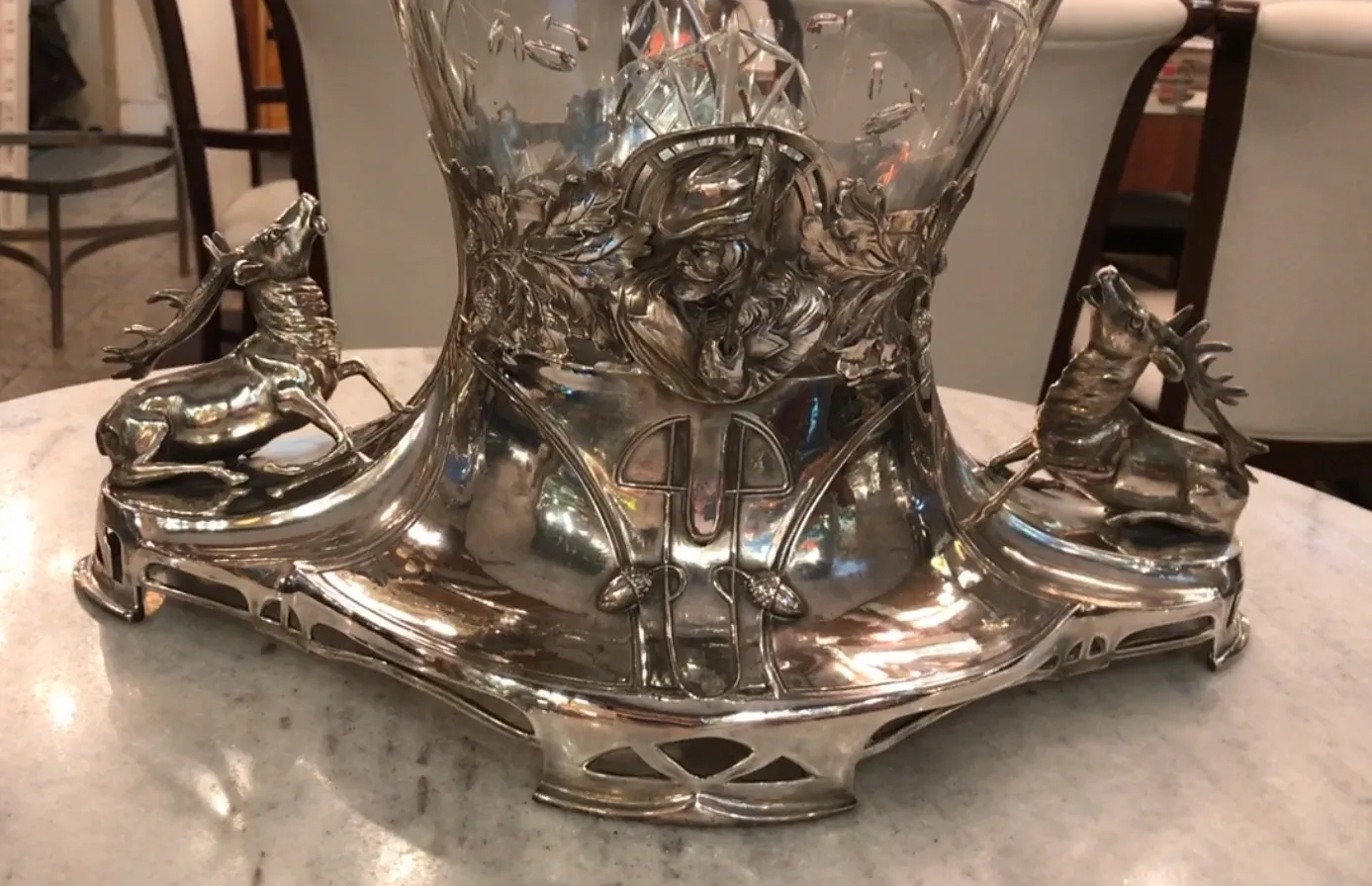antike WMF Bowle mit Verzierungen von Rehen