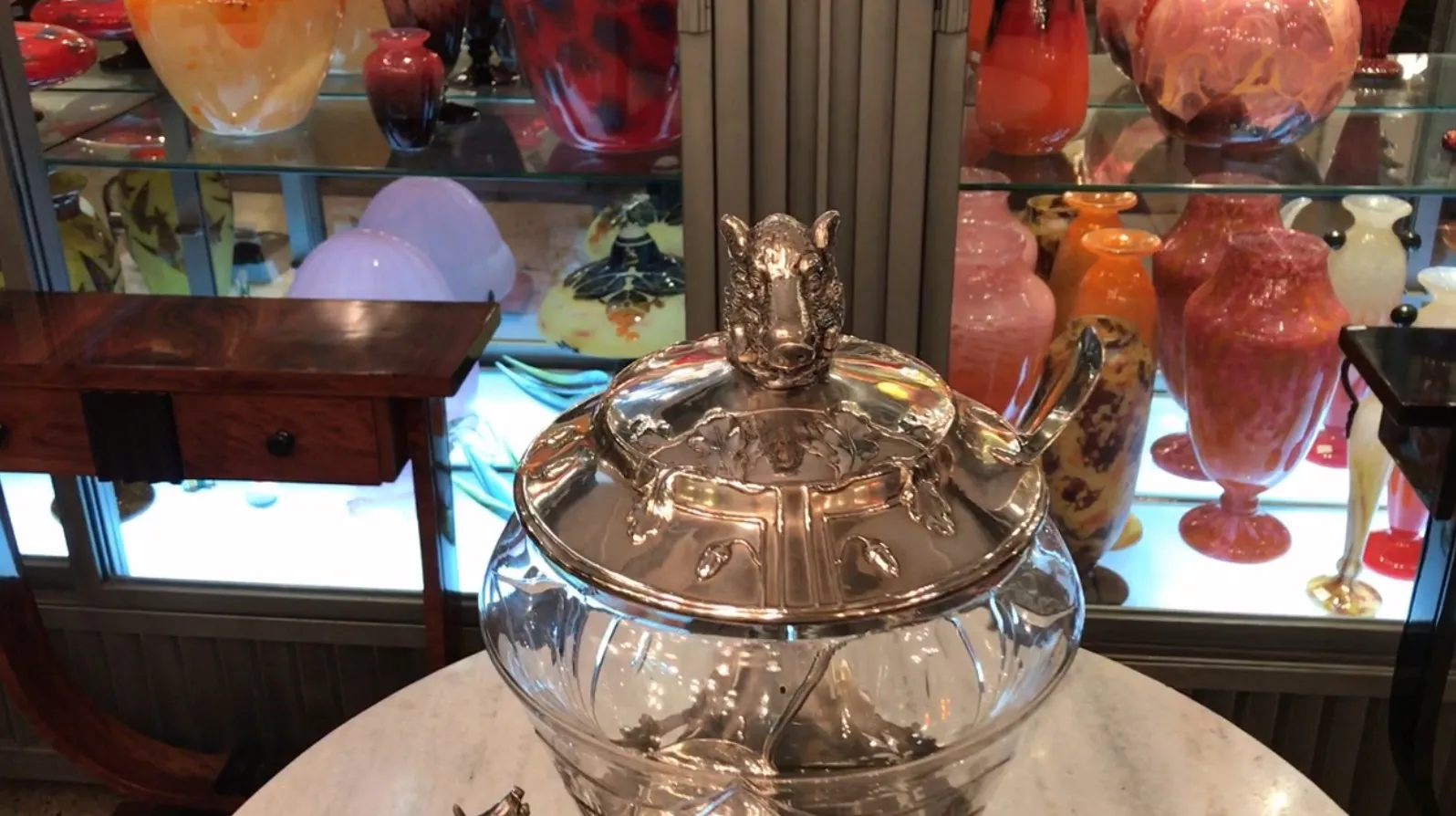 antike WMF Bowle mit Verzierungen von Rehen