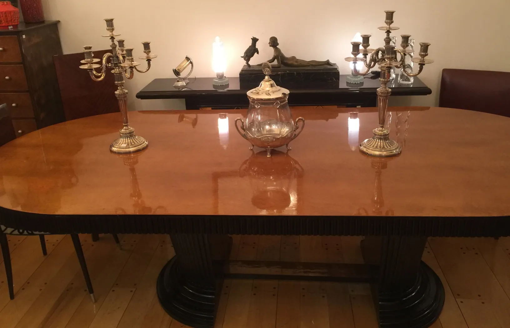 antica ciotola da punch wmF con design elegante e manici ornamentali, ideale per occasioni speciali.