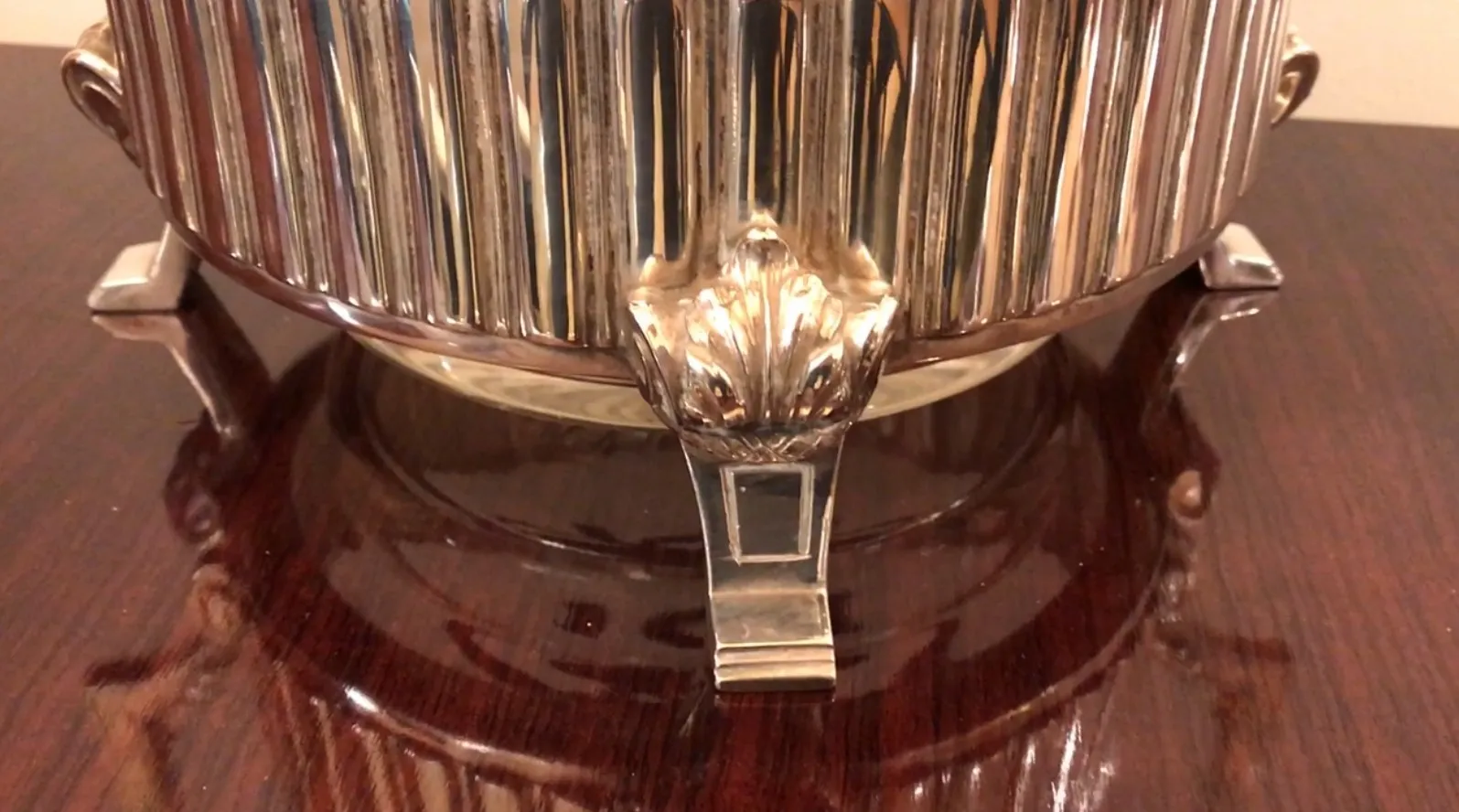 antike WMF Bowle mit dekorativ geformtem Deckel
