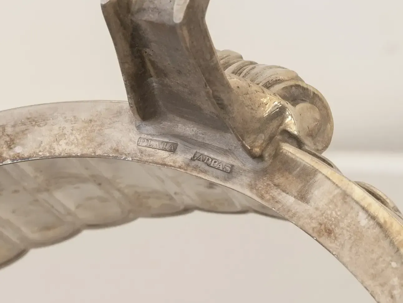 وعاء دفعة قديم من WMF مع غطاء مزخرف