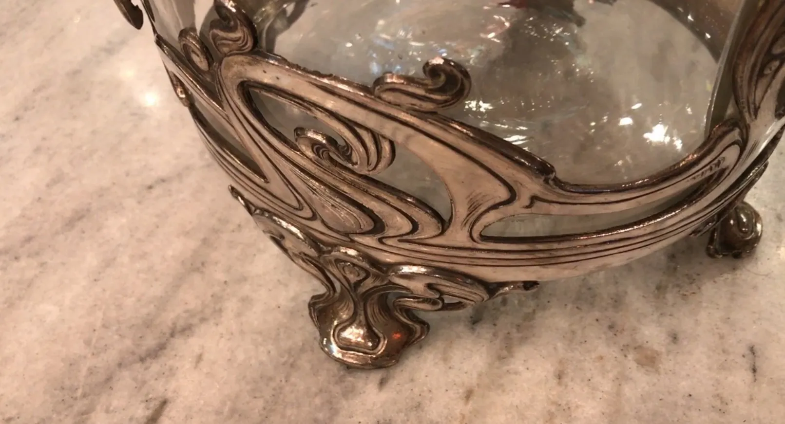 antike wmF bowle mit glänzendem metallischem deckel
