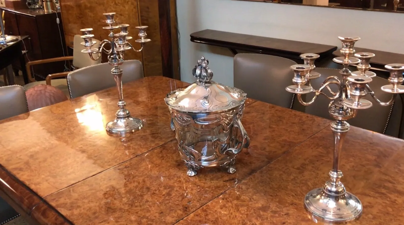 antike wmF bowle mit glänzendem metallischem deckel