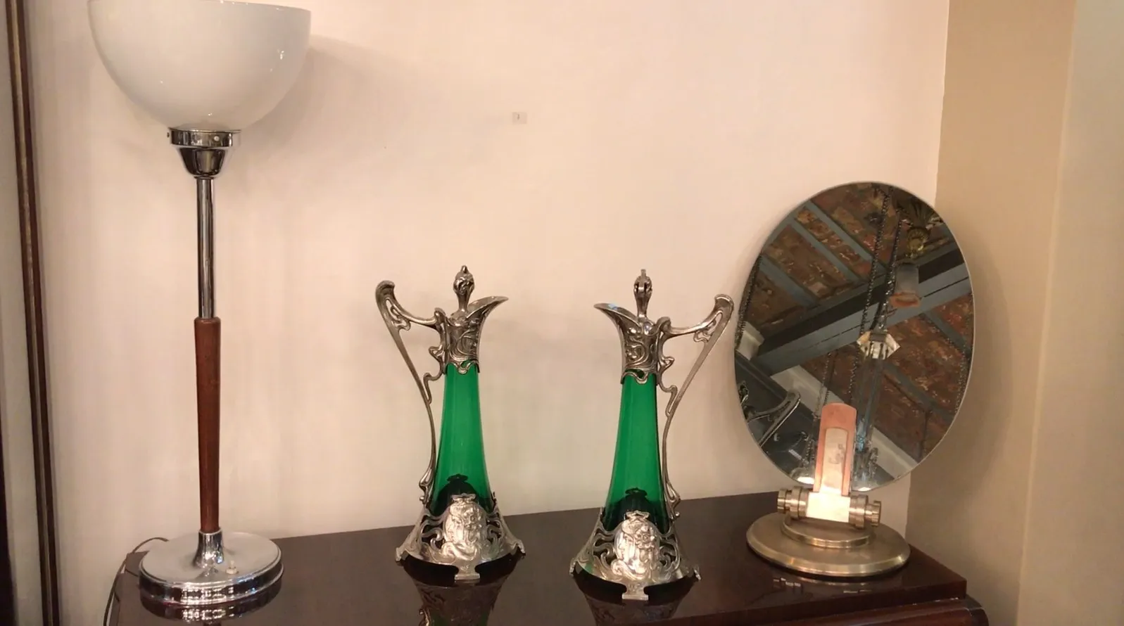 2 jarras wmf antiguas con detalle ornamental y cristal verde