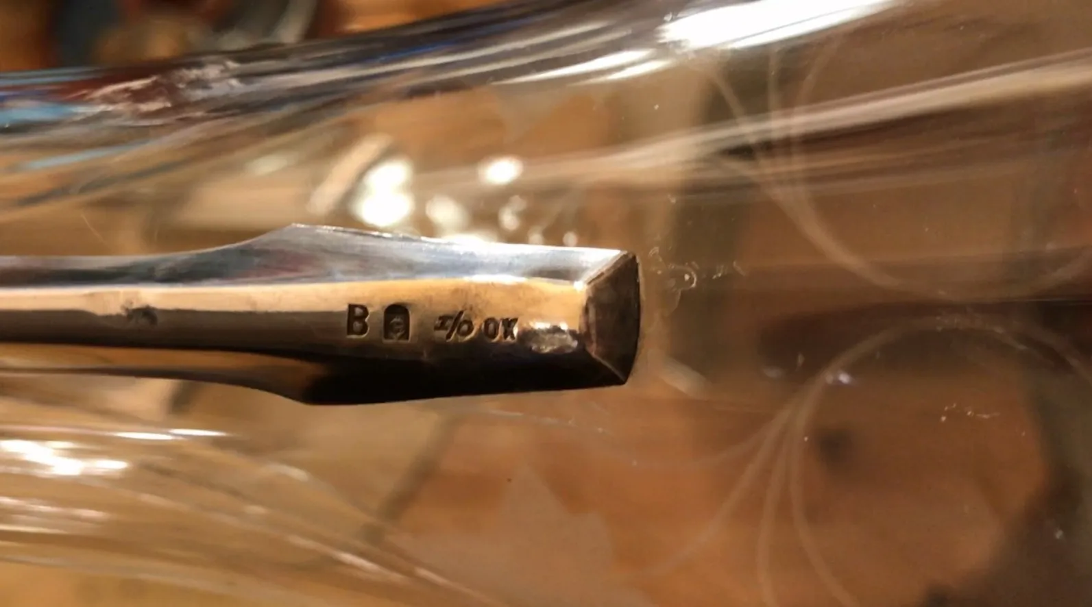 様々な形とサイズの古い إبريق ماء WMF