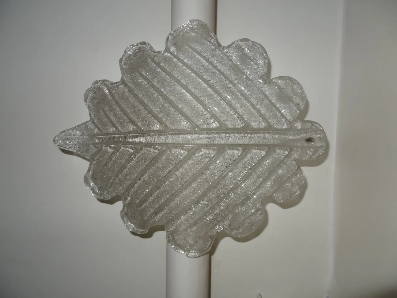 applique antiche con design a foglia, colore chiaro