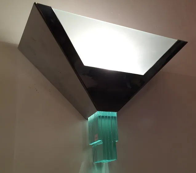 ウォールランプのペア、エレガントなデザイン