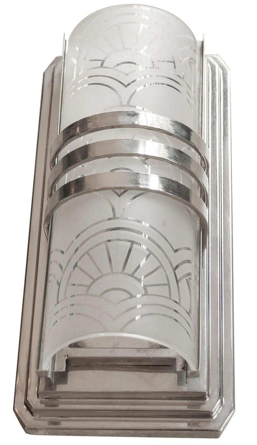 Antike Paar Wandleuchter mit klassischem Design, elegant und stilvoll in dekorativem Umfeld.