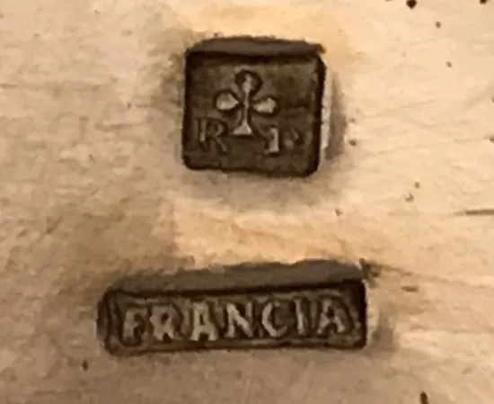 sceau R avec trèfle, ancien, marqué France