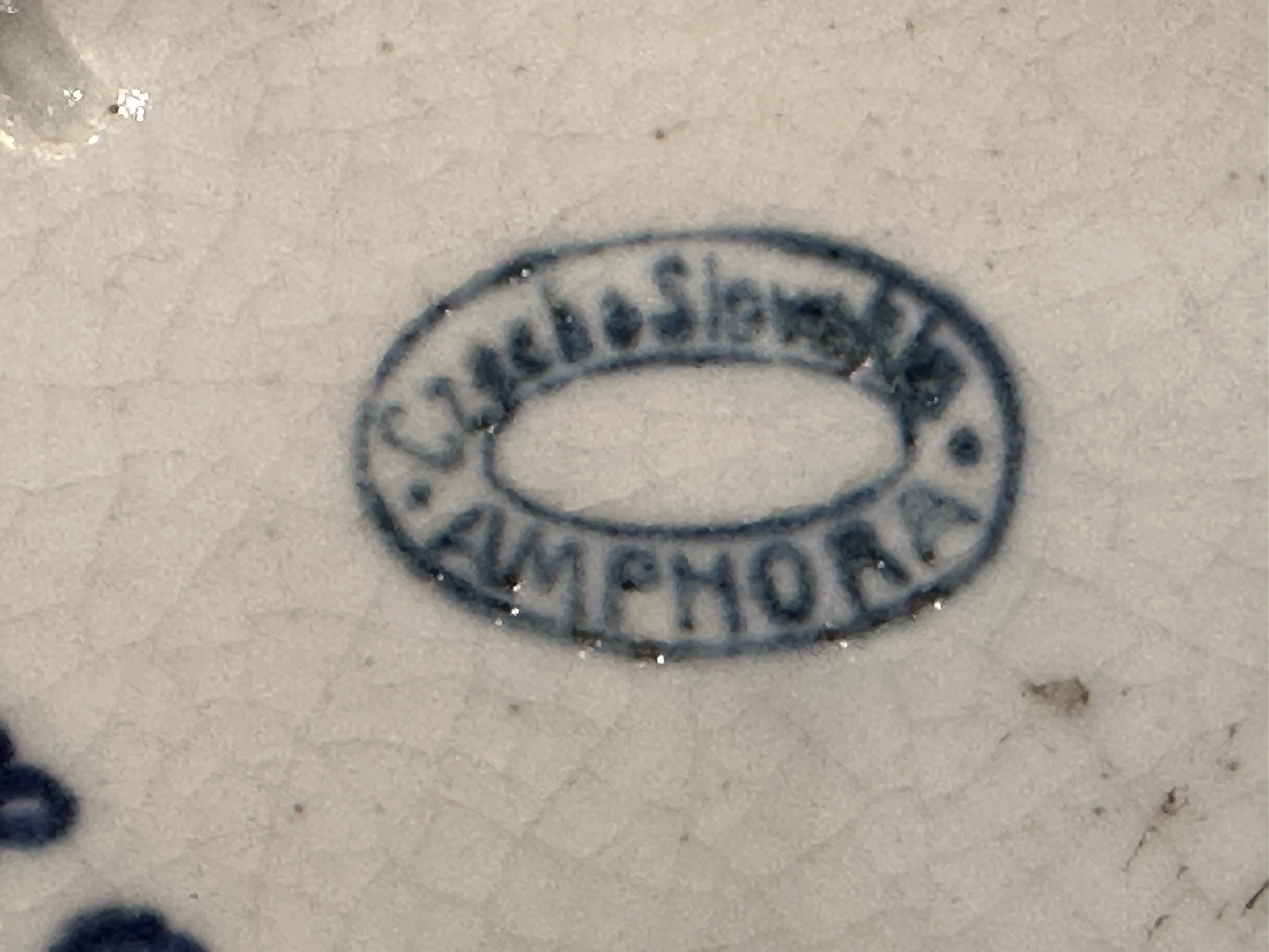 मुद्रण प्राचीन Czechoslovakia Amphora जिसमें दिखाई देने वाला पाठ है