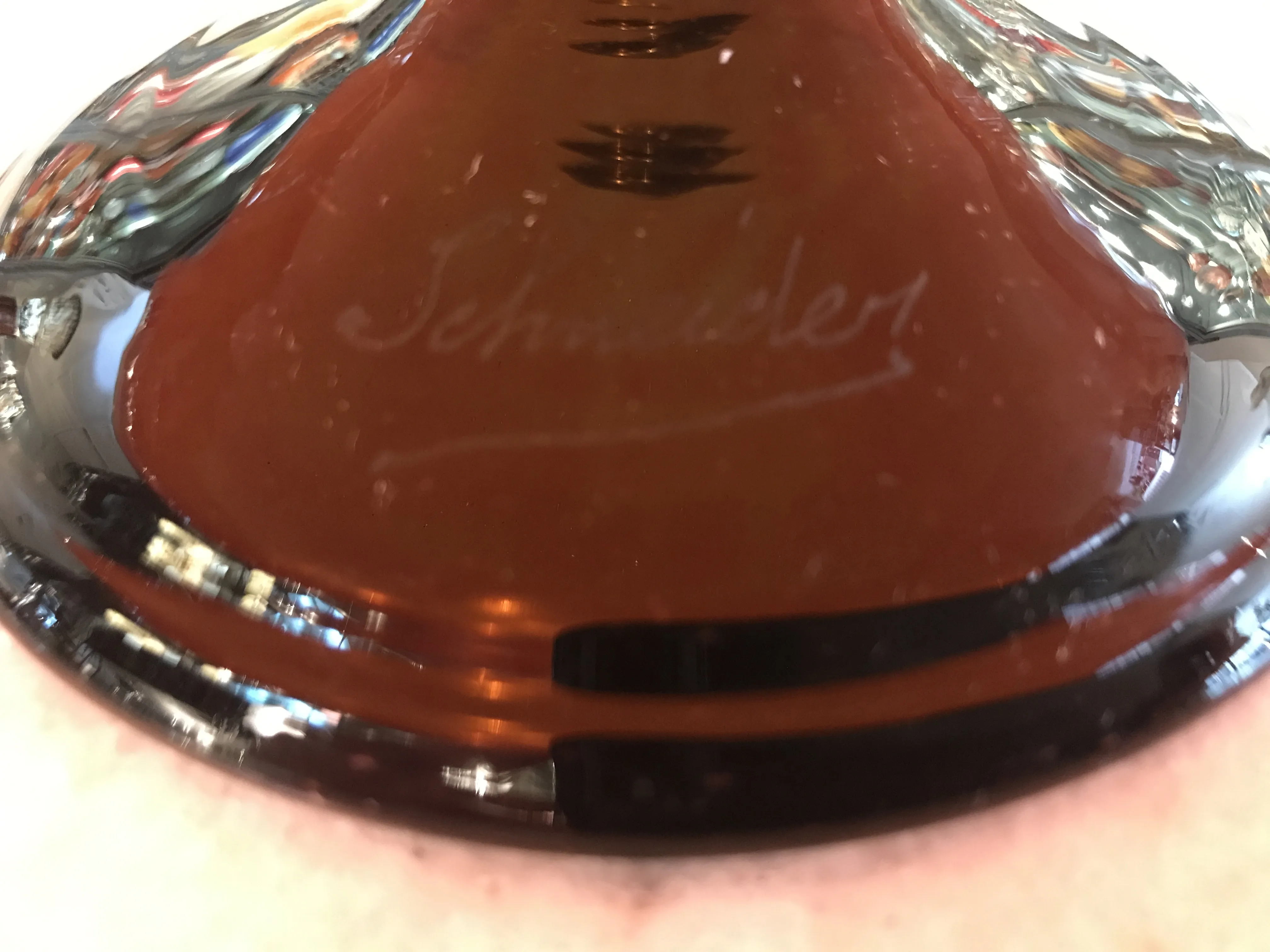 मुद्रण प्राचीन ब्रांड Schneider के साथ स्पष्ट विवरण