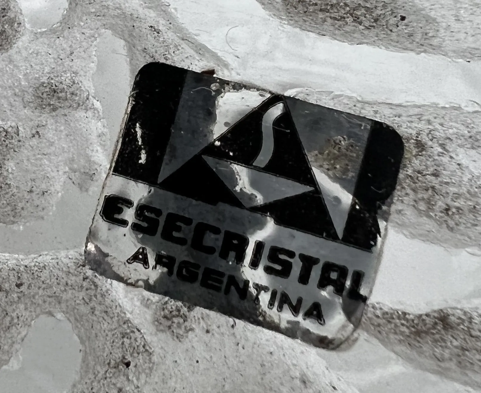 sigillo antico Esecristal Argentina su sfondo chiaro