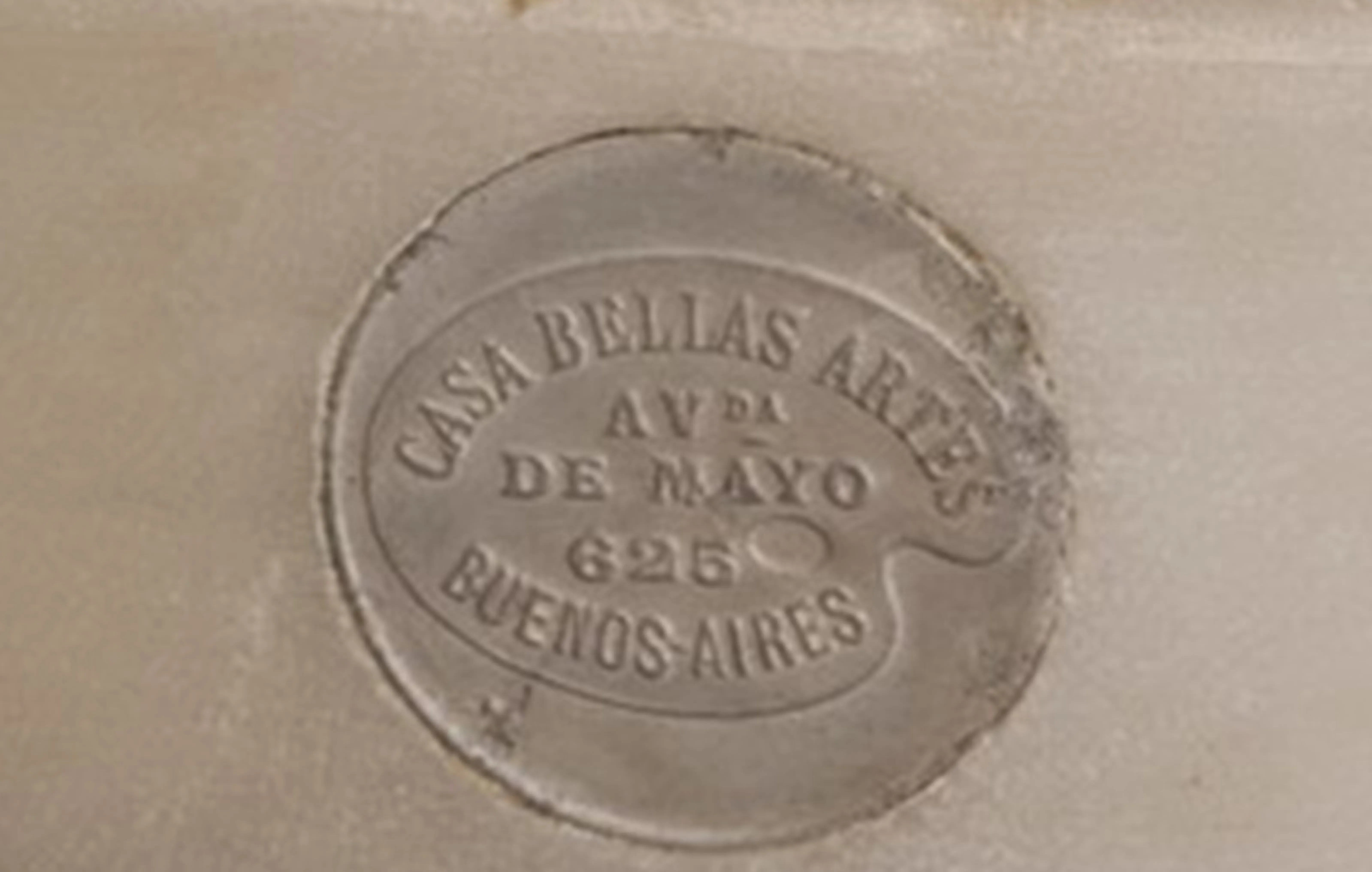 古いCasa Bellas Artesの印章、ブエノスアイレスに見える彫刻付き。