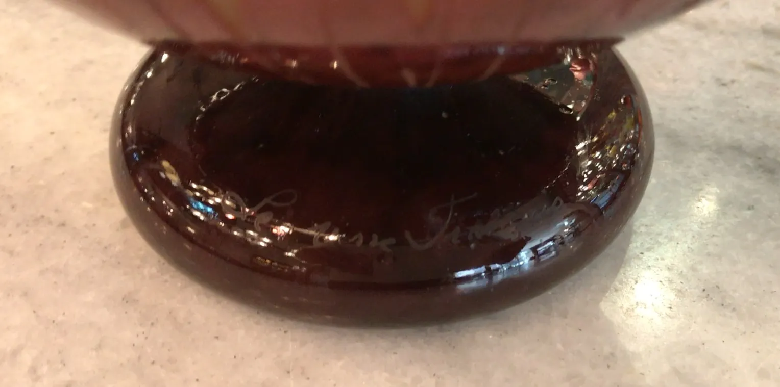 古い印章 Le Verre Français が明るい表面に