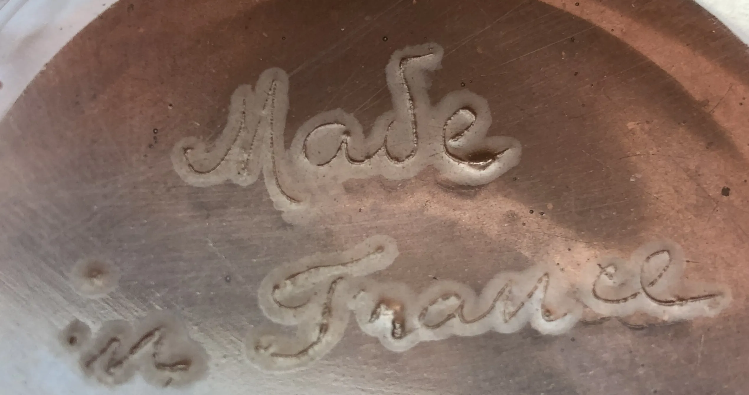 오래된 새김이 있는 도장 Made in France
