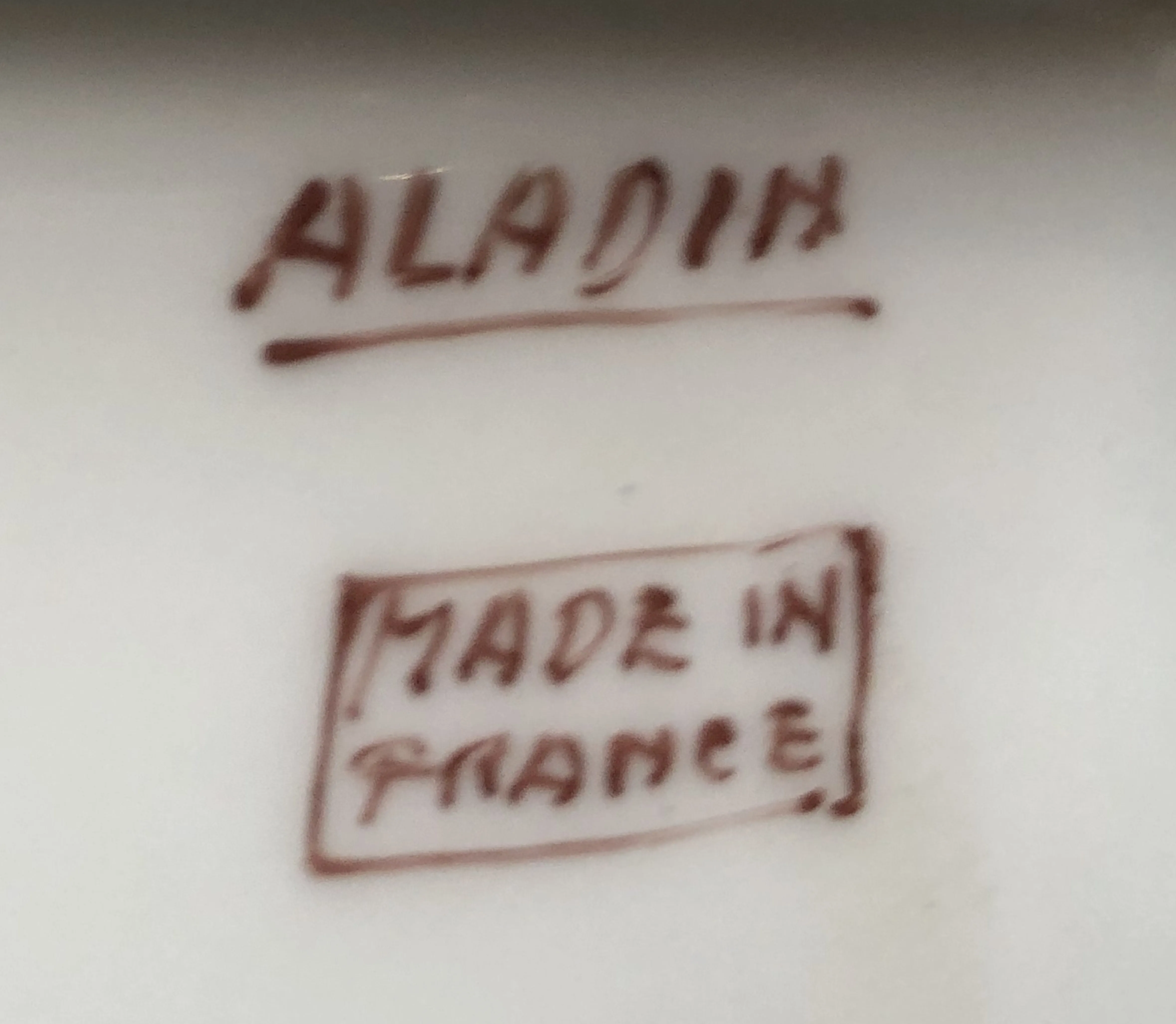 ختم قديم مكتوب عليه Aladin Made in France