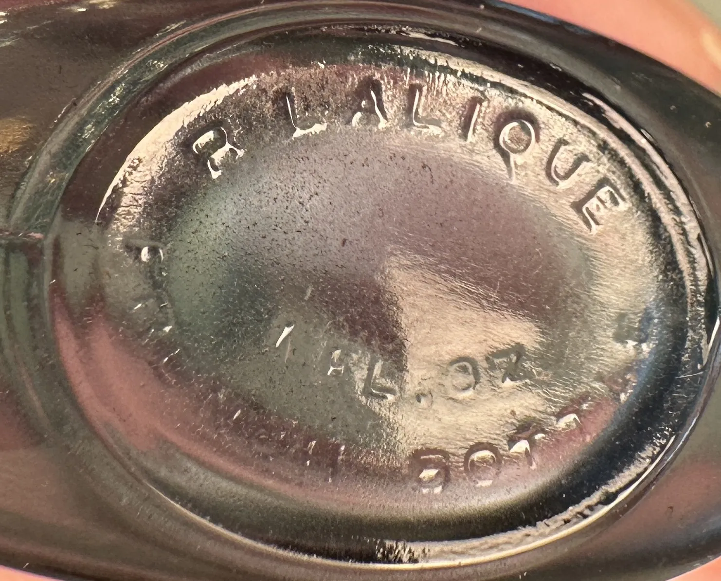 تفاصيل ختم قديم R. Lalique 1fl oz زجاجة فرنسا